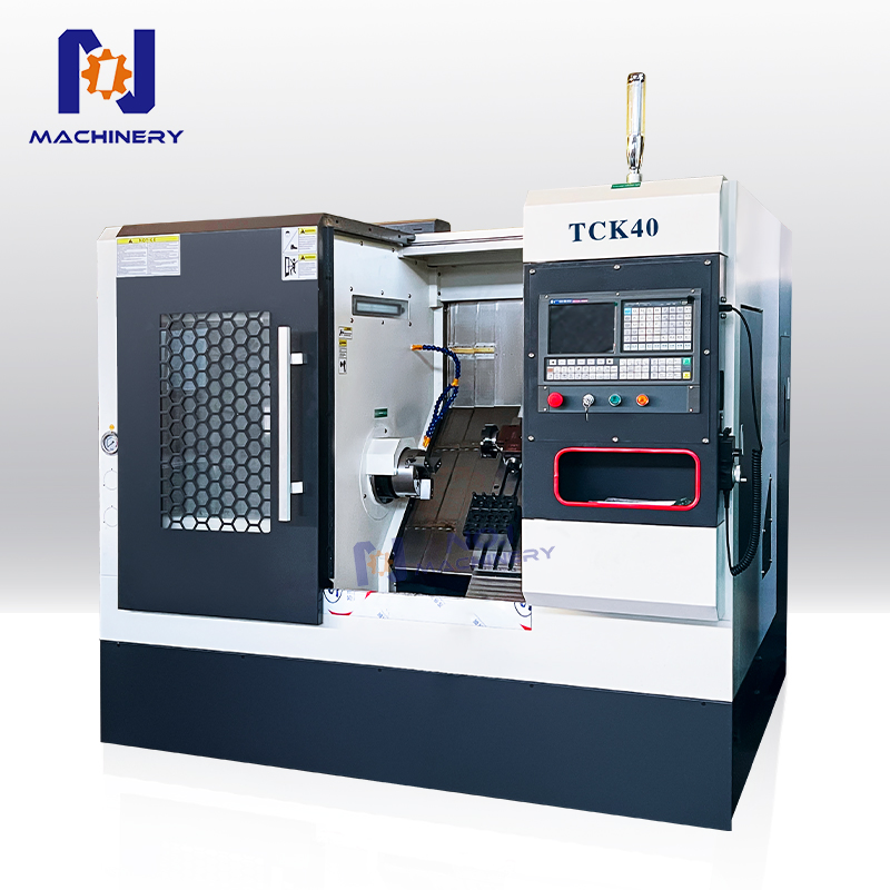 Torno CNC Barramento Inclinado TCK40